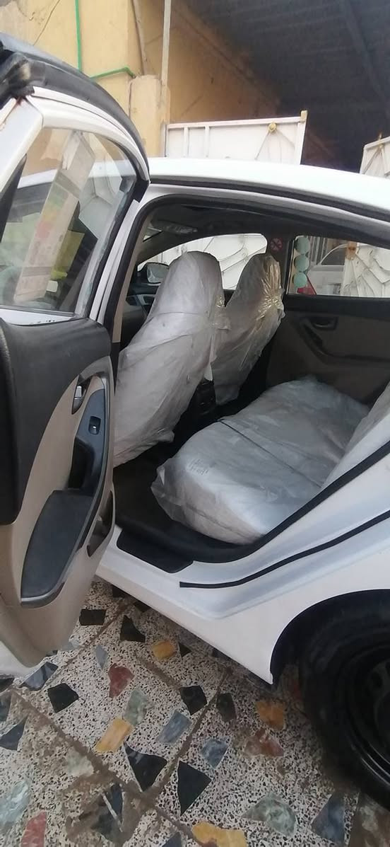 السلام عليكم الانتراء مديل 2015 بسمي رقم بصره بيه مدكر مصبوغ صفت العبري وبيه بنيد شوي مكشر صبغ وصندوك هم قليل كلش مكشر اتصال ع رقم ***********
