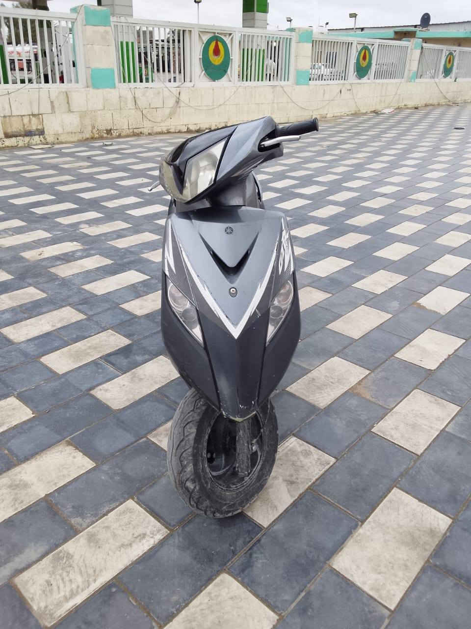 سلام عليكم دراجة ثعلب كفاله عامه مكينه خرسه دراجة خير من الله مابيه اي نقص مكفوله من كلشي وتعال كلب وشوف مكاني البلديات مقابل ملعب نادي صناعه سعر ٨٠٠ صارلي شهر منزله من رمبه وبيه مجال للستفسار ***********
