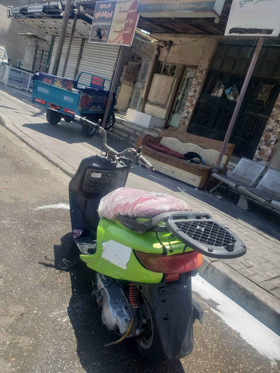 فراشه للبيع بسعر 165 وبيها مجال دراجه نضيفه هندر واحد تشتغل فقط بيها الخير للتواصل واتساب ***********
