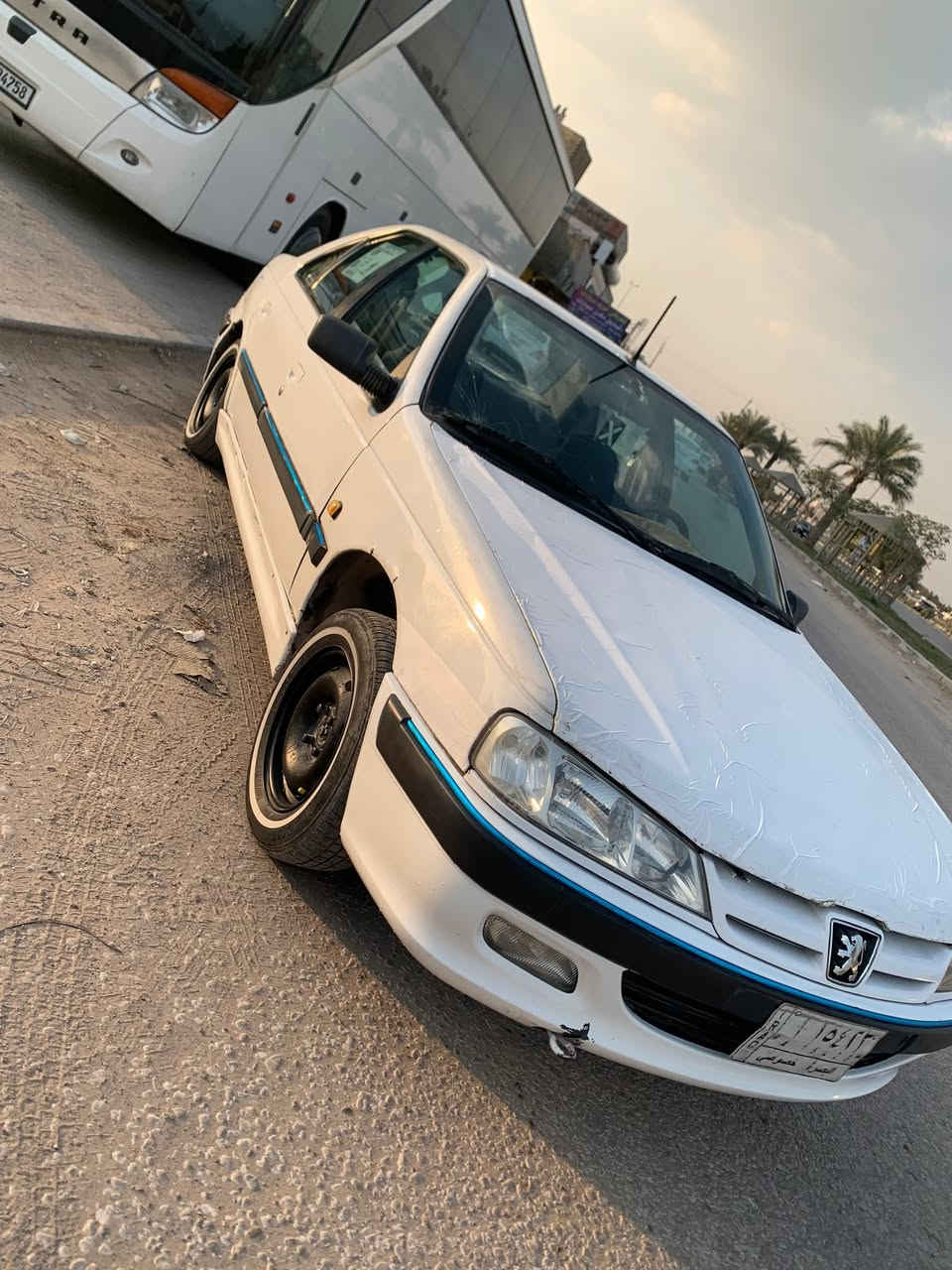 السلام عليكم بيجو بارص للبيع  ٢٠١١ مكينه كير حداديه تبريد كله جديد تخم تاير جديد سياره كدام عين وتجي واتشوف بعينك مكانه نجف اي استفسار اتصل او مراسله واتساب ***********
