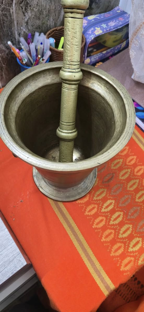 دەسکەوان بۆ فرۆشتن ‌، 15کیلۆیە بۆ زانینی نرخ تەلەفون بکەن‌‌🤍
***********
