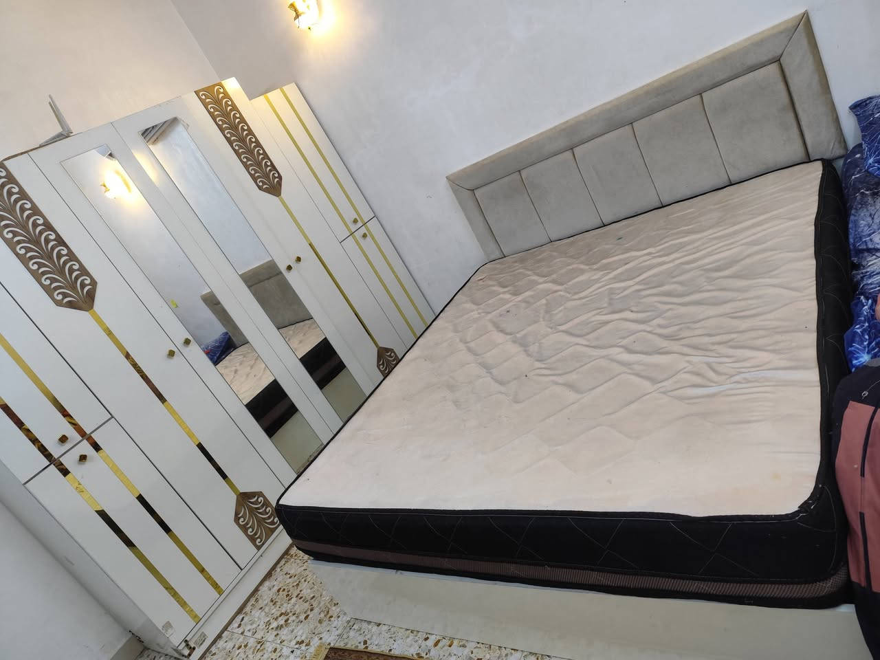 مكاني الشالجيه
الغرفه نضيفه فقط المجرات فالته والدوشك ارتفاع 25 العالي السعر 400


**إذا كنت صاحب هذا الإعلان وتريد حذفه لأي سبب، رجاءا أرسل رسالة إلى الدعم الفني**