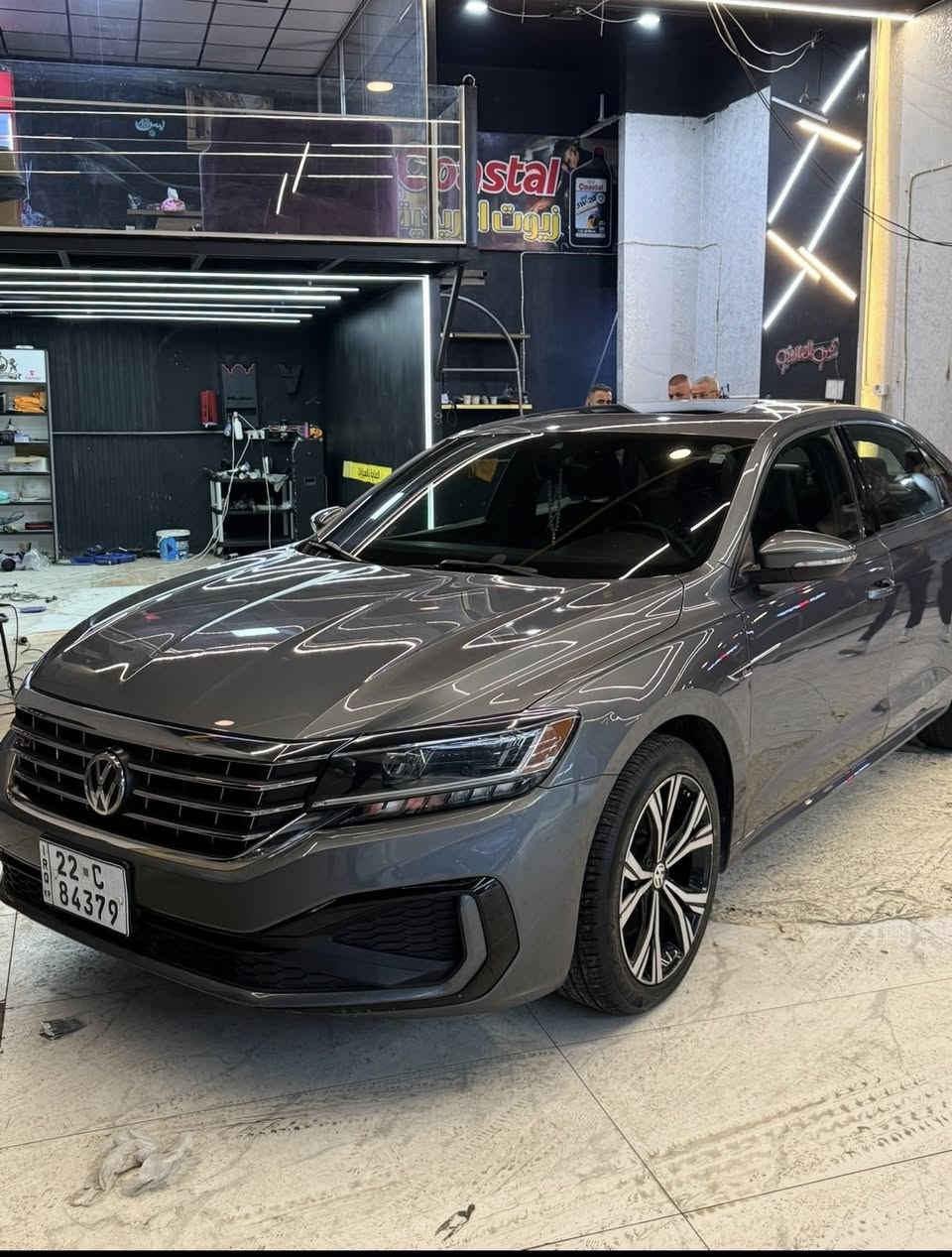 باسات 21 
ارلاين فول 1/1 
ماشيه 50 
بجم كبس 
ضررها بين الباب والجاملغ الخلفي 
ايربك برده فقط 
سياره جديده وجاهزه 
مكانه موصل 
للاستفسار
***********
