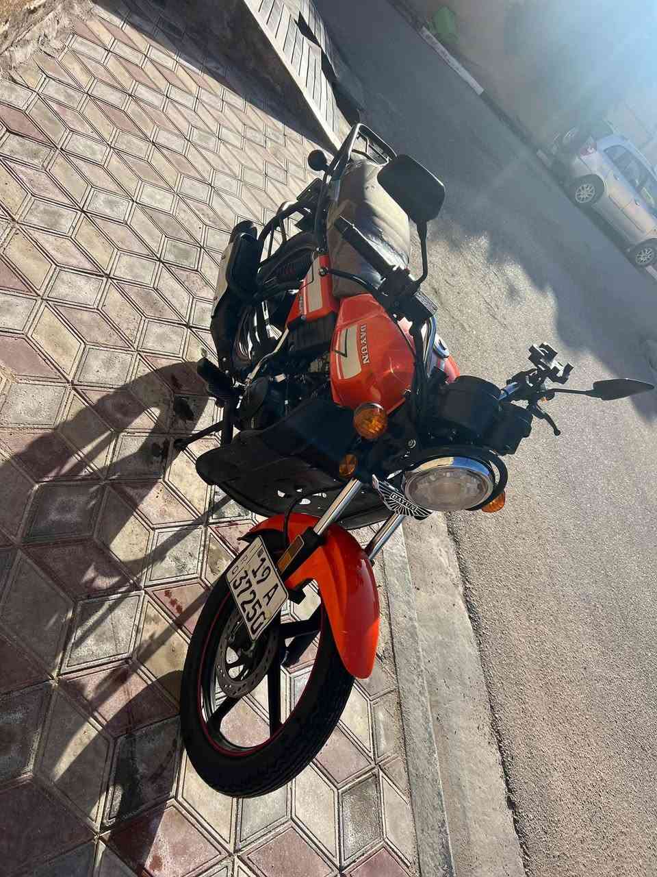 السلام عليكم دايون نفخ 2022 رقم وسنويه بسمي دراجه نظيفه وأحلى من الصوره مال جناي دراجه نضيفه جدا مكاني كربلاء السعر 2100وبيه مجال للشراي للاستفسار الاتصال ***********مداور ثاني يوم
