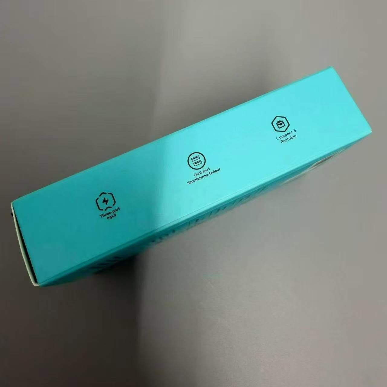 Brand Romoss 10,000mAh power bank, quantity of 8,400 pieces, brand new in original box with 3C certification


**إذا كنت صاحب هذا الإعلان وتريد حذفه لأي سبب، رجاءا أرسل رسالة إلى الدعم الفني**