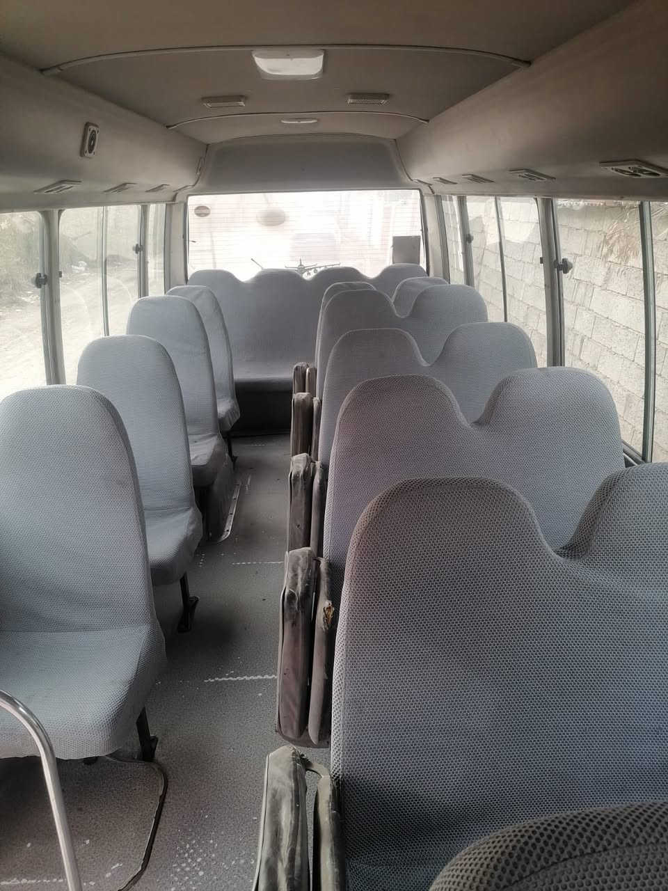 كوستر قطريه بيع مديل٢٠١٢مكان بغداد شعب سعره  ٢٧٥رقم***********
