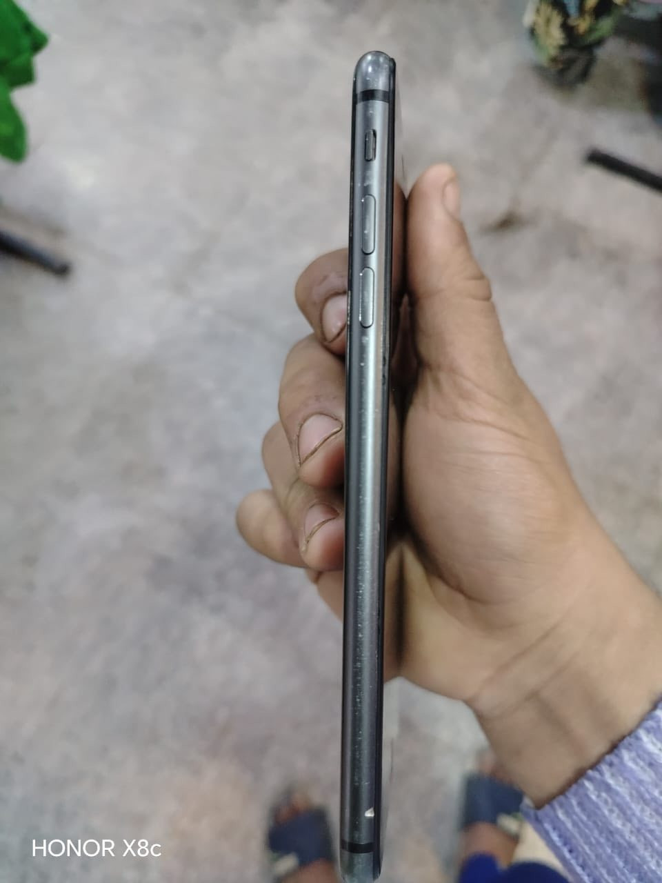 ايفون 8 بلاص
ذاكره 64 …..
الجهاز حيل نضيف لووك ومال جناي بدون اي عيب 
شرط شحن ابد ابد مايصرف بطاريه 100
وكله نضيف سماعات كامرات سيم كارت 
كله لوك …..
السعر 100 وبيها مجال لـ شراي 
لعنوان كركوك طريق بغداد 
***********
