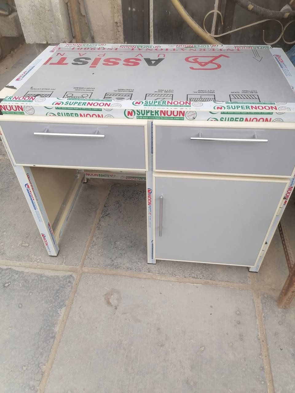 سلام عليكم سباب الوعود الكاذبه رجاء الي قره المنشور عدل مو خابرني جايك ويكذب ميجي رفوف البيع خشب ثنين انديئف العدد ٢ البيع و+ميز مكتب العدد١ البيع العنوان الديوانيه حي صدر ثالث شارع ٣٠ قرب مدرسه المسره رقمي *********** مامتواجد عله نت شراي خابرني سعر ١٨٠ الف
