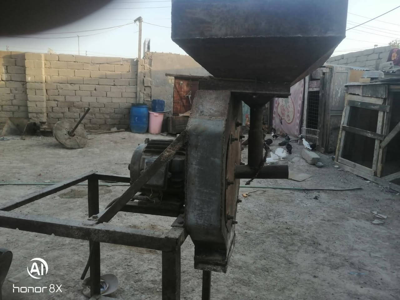 مكينة طحن شرط الشغل
جاروشه يابانيه شرط الشغل
العنوان البصره
***********
