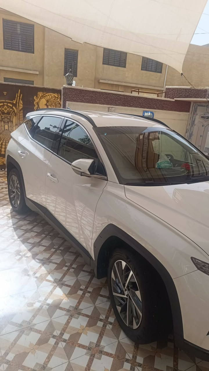 سلام عليكم سياره توسان خليجي للبيع موديل 2024 فول مواصفات عدا بنراما مكفوله كفاله عامه رقم بابل انكليزي سياره بأسمي للاستفسار على هذا رقم ***********
