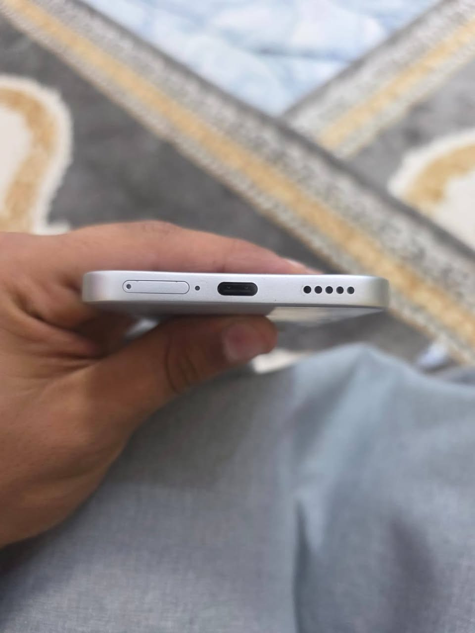 سلام عليكم هونر 400لايت جديدي كلش كامل ملحقات شرط الفحص وين ما تريد اضمنه الك سعره 290وبي مجال السكن بصرة حي الشرطة رقم واتساب أفضل ***********
