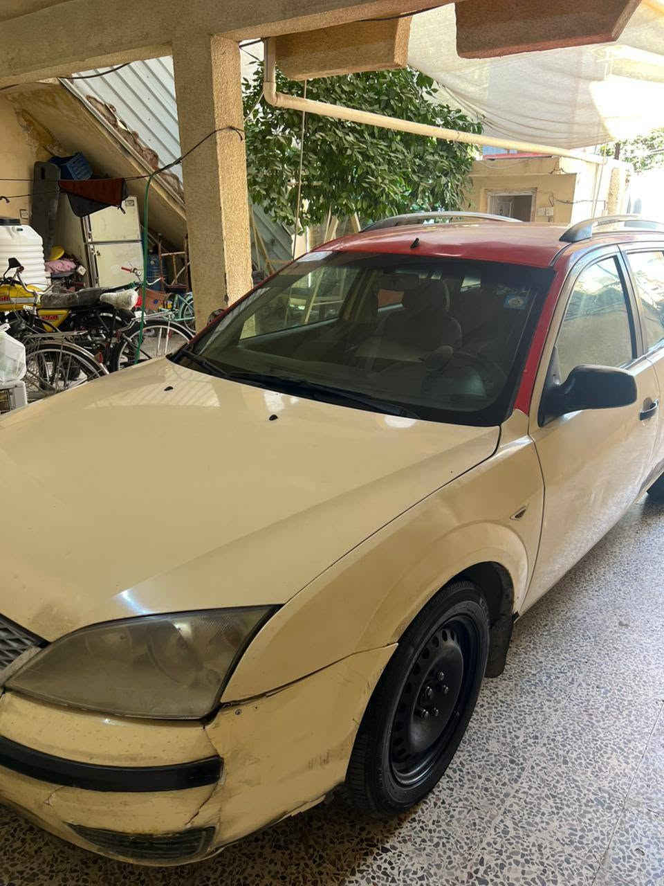 فورد مونديو 2007 بأسمي محرك 2000  وكير مكفول سيارة كامله نقص بس تبريد سعرها 32 وبيها مجال بسيط
***********
