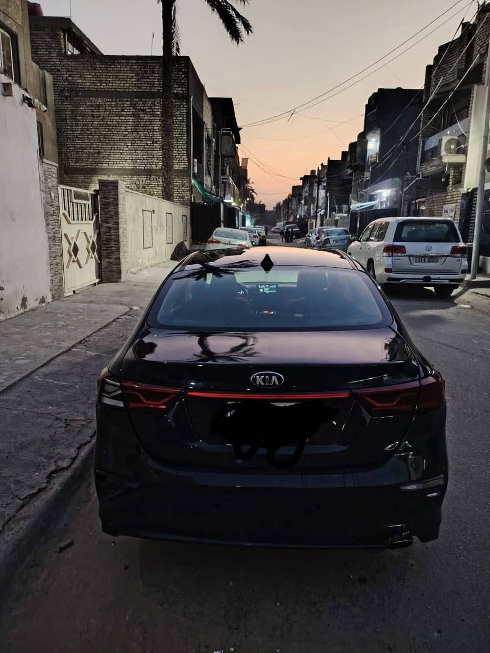 السلام عليكم فورتي 2019وارد امريكي ماشية 76الف كير اي تي قطعة وحدة تبديل وصبغ جاملغين  حادث خلفي رقم بغداد الجديد سنوية 2030للبيع السعر 128وبيه مجال المكان الشعب للاستفسار ***********
