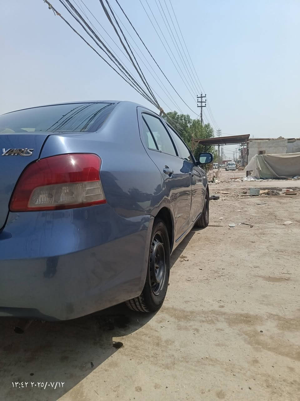 للبيع كورلا يارس خليجي السياره مكينه وكير كفاله السياره على ايدي صار 8 سنوات جنايهه مصبوغه عام للجماليه بدون حادث فقط الباب العكس السايق مصلح بدون دواخل تجي وتكلب بيدك تخم تاير جديد بطاريه جديده تبريد كمبريسر شغال فقط يرادله غاز صدر 50 /100 السياره مال جناي وخير من الله رقم بغداد انكليزي الجديد السياره بسمي تحويل مباشر بدون وكاله السعر 70 وبي مجال مكان السياره بغداد الاتصال ***********
