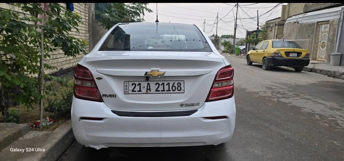 السلام عليكم ورحمة الله وبركاته
للبيع شوفرليت سونك 
موديل 2018 خليجية رقم سليمانية
سياره جديدة بمعنى الكلمة
كير مكينه صدر امامي خلفي جديد
شاشه وكامره خلفيه 
عداد دجتل 
اناره LED
سياره جاهزه من كولشي تحويل ثاني يوم
خليجية كفاله عدى جاملغ الامامي صبغ 
مكان السياره (بغداد) 
السعره 75 وبيها مجال 
للاستفسار ***********
