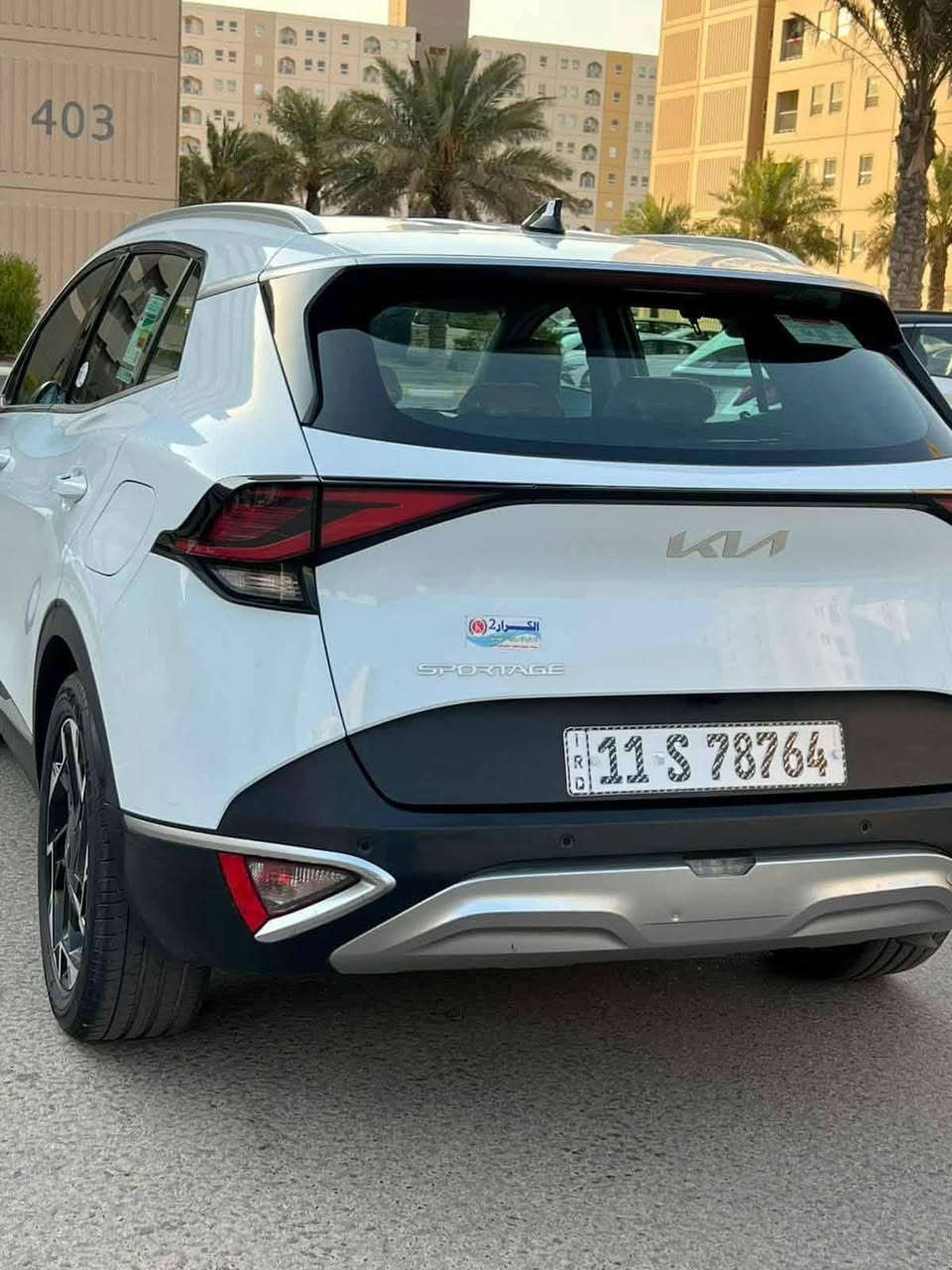 سلام عليكم سبورتج 2023 خليجيه سياره بيهه بارد بلباب الأيمن الخلفي شي قليل بصمه تشغيل عن بعد مواصفات معروفه تخم تاير دوشمه جديده سياره مكفوله ماعدا بارد 
210 وبيهه مجال 
***********
