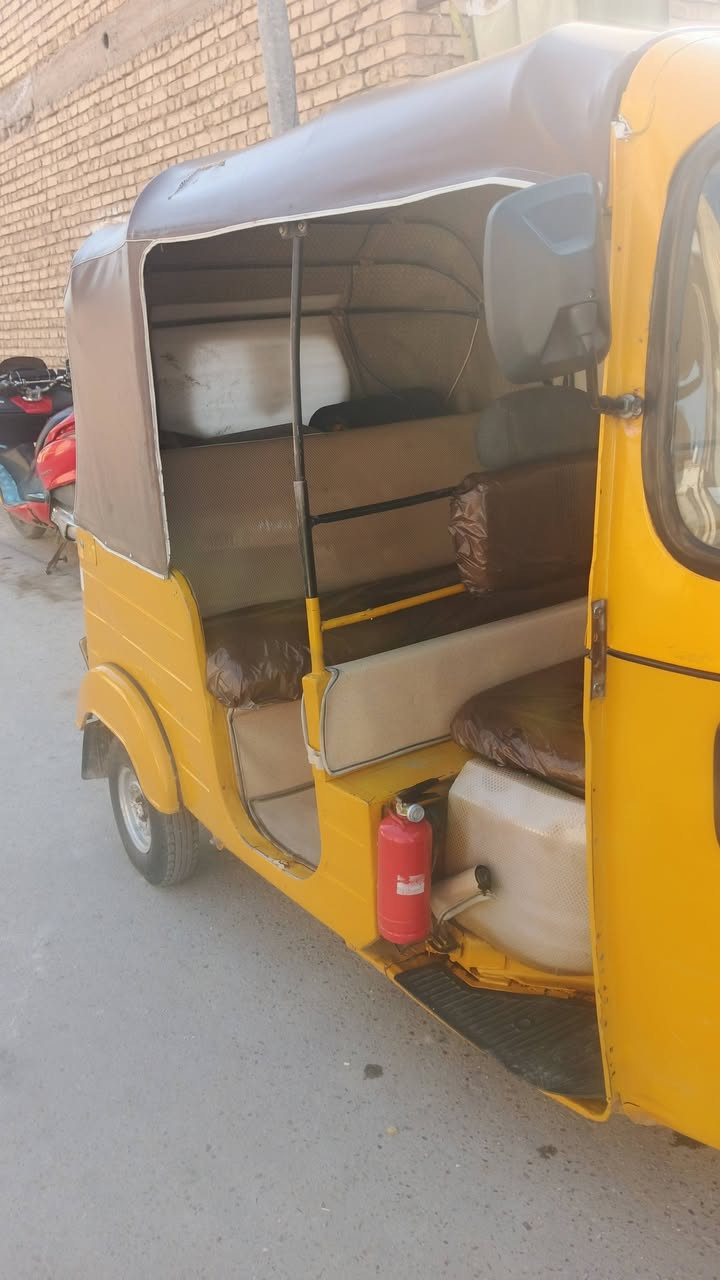 تكتك للبيع موديل 2019/12 رقم بغداد إنكليزي وسنوية باسمي تحويل مباشر مكينة خير من الله لاتبخير ولاتنقيص فقط معمر دوس جاهزة كبل للشارع
السعر 6 مليون وبيها مجال حك الجية
العنوان بغداد / الحسينية/ ممتواجد مازنجر واتساب وانتصال فقط
*********** ☎️
