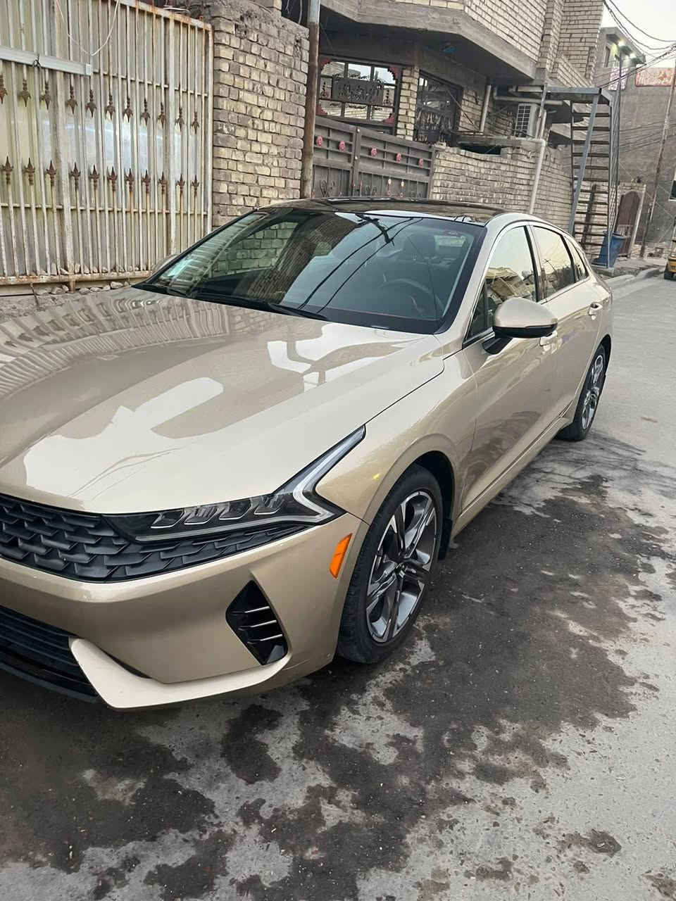 السلام عليكم K5 للبيع  1600  تيربو 2022داخل صاج كشن جلد تدفئه تبريد بانورما فول تحكم ستيرن تبريد خلفي امامي أربع عدسات لون مميز اوتو هولد هاند بريك دكمه بدون آير باك بجم كبس مامفتوح ولا مبدل بيه شي مكينه كير كفاله حادث خلفي موضح بالصور وبيه طخه خفيفه بهلال الجاملغ الخلفي ممصلح رقم بغداد باسمي مكانه بغداد كفائات الدوره تريد تعرف كل التفاصيل راسلني واتس اب ***********السعر 180
!! مكلف بلنشر
