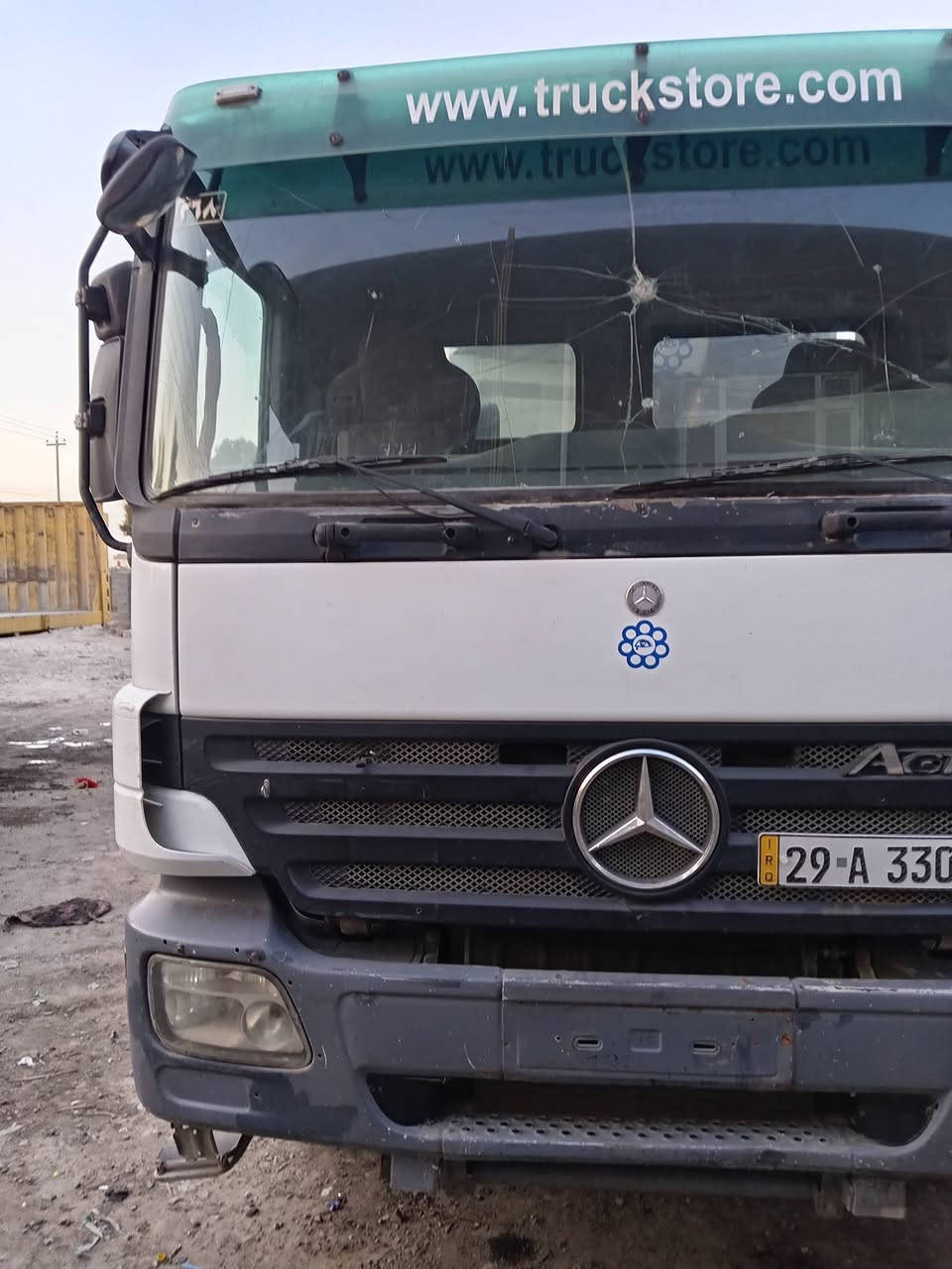 سلام عليكم البيع كتروس 2004 تريد بس الراس تريده كامله المكان بغداد الرقم الهاتف
***********
