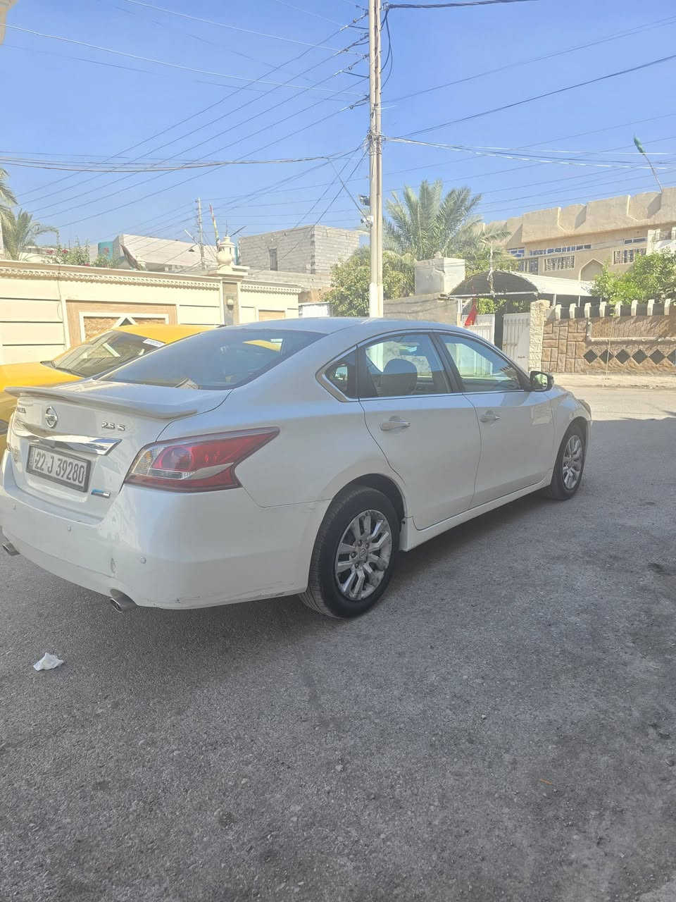 نيسان التما 2013 خليجي للبيع فقط
كاميرا 
تحكم 
تثبيت 
لايتات بلادي زنون 
رقم اربيل سنويه ورقم جديد   
مكان السياره ديالى المقداديه
*********** للبيع فقط
السعر ١١٧ بي مجال
