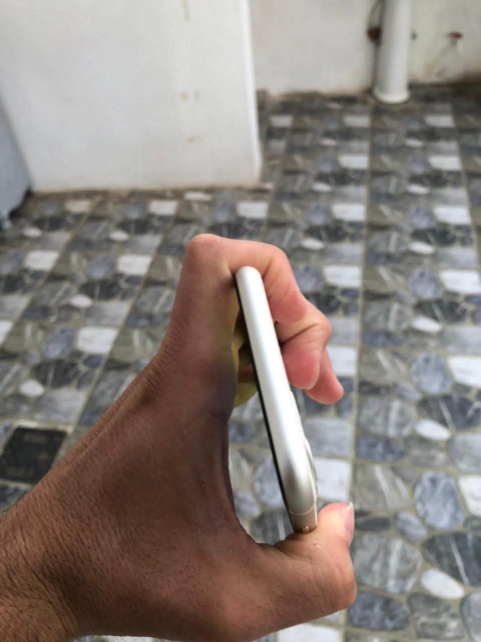 ‏السلام عليكم عندي iPhone 11 اعتيادي بطارية بلادي شاشة مبدلة أصلي جهاز نظافة 100% بس عادي ￼ ذاكرة128￼
سعر٢٠٠ ***********
