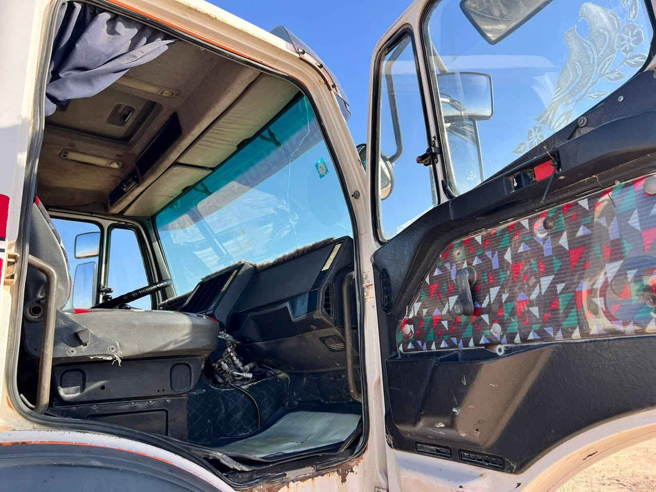 السلام عليكم قماره كرواتي
للبيع بيهه ضربه زغيره بلغد مصلحه
دوشمه و داخل كله جديد 
سعرهه ٣٠ ورقه مكاني بنجف
الاستفسار ***********
