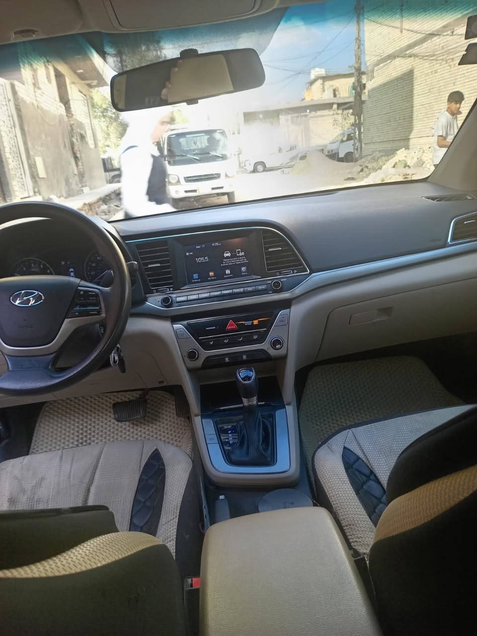 سلام عليكم النتر للبيع مديل 18حادث بنيد تبديل هز جديد سنويه جديد انتاء السنويه 2031موصفات النتر معروفه نص فول سعر 125بيه مجال رقم الهاتف ***********سكن بغداد
