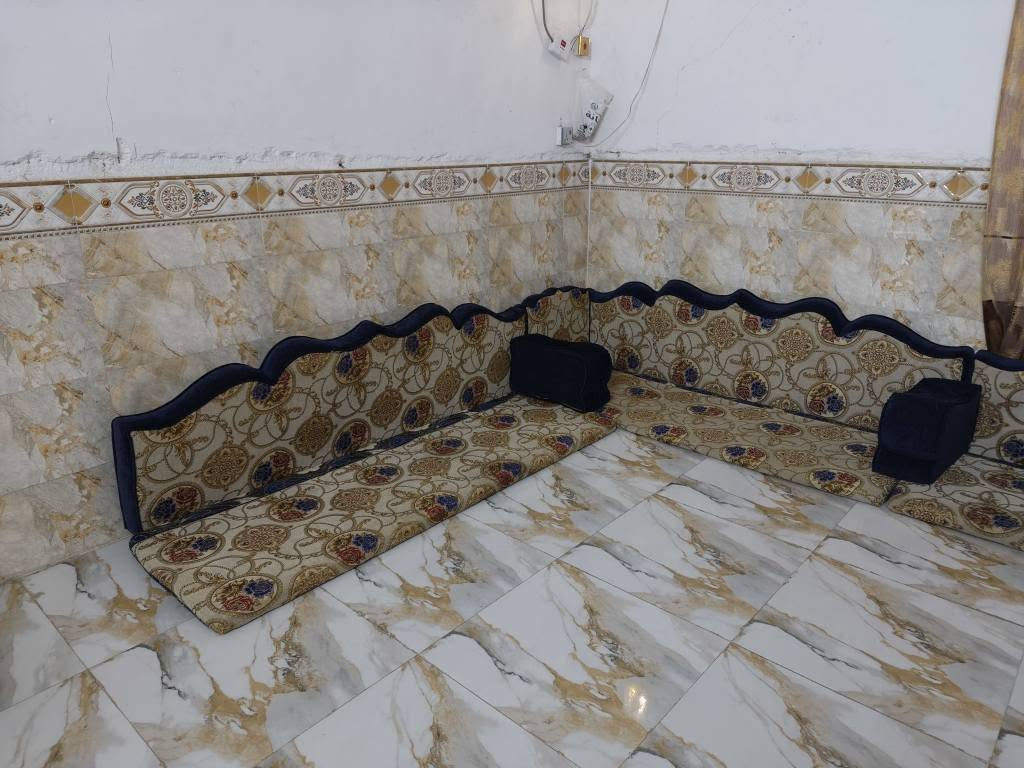 جلسه عربيه نظافه 90% حلوه نظيفه مثل ما واضح عنوان كربلاء حي النضال تواصل رقم الهاتف*********** كربلاء, العراق
