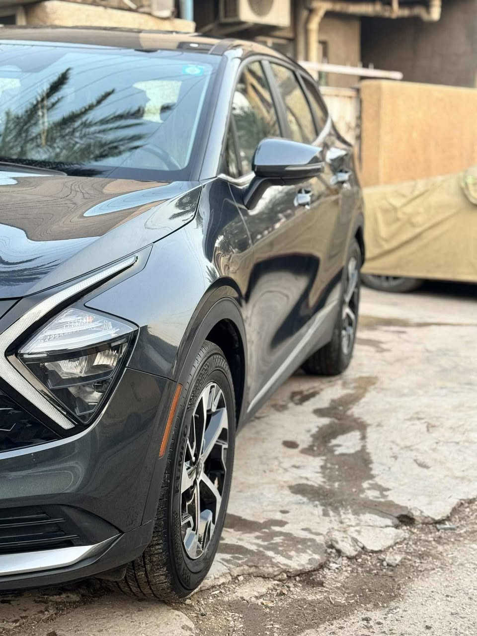 سلام عليكم 
سبورتج 2023 
وارد امريكي 
حادثه غرق تشتغل وتمشي من امريكا+ باب مبدل. وجاملغ كلير من امريكا

موصفات 
بصمه 
تشغيل عن بعد
شاحن لاسلكي
رادار امامي
رادار جانبي
رادار خلفي
تحديد مسار
حساسات خلفيه
لايت زنون
لد نهاري
بك لايت لد
دشبول دجتل
ثلاث وضعيات قياده
مانع نزلاق
اربع مخارج شحن
ويل كب كروم
اوتو هولد
توقف ذاتي
محرك 2500

السعر 205 مكان السياره بغداد
الرقم ***********
