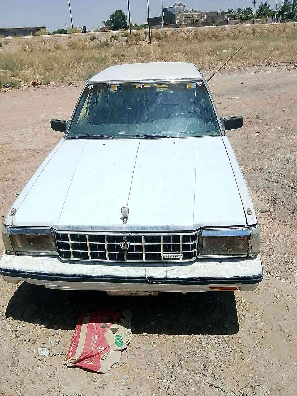 للبيع فقط السيارة سوبر 85 شرط كير محرك صدر نضيف تايرات نص عمر كهربايات كلها شغاله فقط العينه مال الكير كامت والكشر شوف العين رسميه بس ما اندل صاحبها رقم صلاح الدين للستفسار الاتصال على رقم ***********/السعر 15
