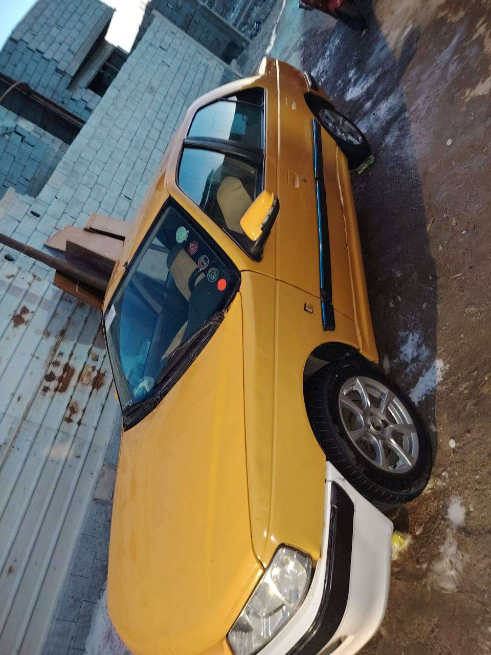 السلام عليكم بيجو باص موديل 18 السياره كلشي شغال بيها من كهربائيات ماكينه جير خير منه الله سياره ما ناقصه اي شيء جاهزه من كل شيء السعر ب 40 وبيها مجال وبخدمه الشراي العنوان البصره ابو الخصيب حي العسكري رقم الهاتف***********
