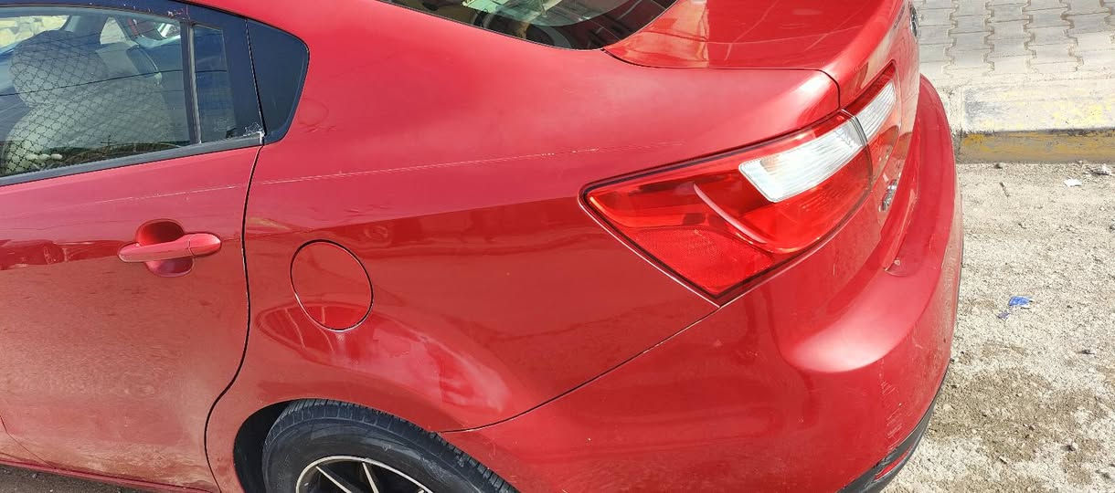 السلام عليكم
كيا ريو موديل 14 رقم بابل باسمي حادث السياره جاملغين وبنيد بدون اي دواخل كير مكينه حداديه مكفولات تدفئه تبريد ثلج  السياره مال بيت نظيفه كلش مكان السياره بابل السعر 80  بيها مجال حك الجيه. 
مكلف بالنشر اتصال/***********
***********
