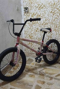 جيتي للبيع لون دم الغزال نضيفالسعر125 واتساب07713729172