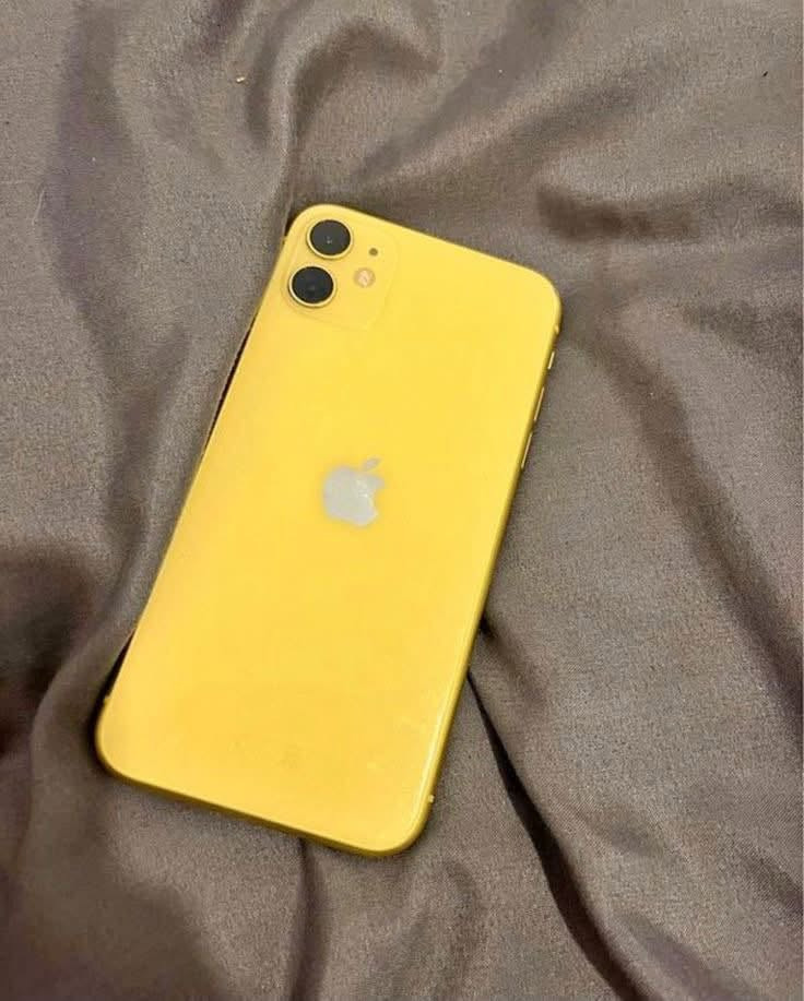 للبيع iPhone 11
مستبدل شاشه اصليه 
بطاريه 82
ذاكره 128
الجهاز حيل نضيف 
نضافه 1000
كله شغال
كامرات ✅
صوت✅
سبيكر ✅ 
السعر 220وبي مجال شي قليل 
للستفسار ***********
العنوان صلاح الدين تكريت
