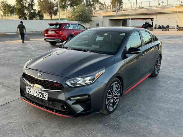 كيا فورتي GT مديل 2020
ماشيه 53 مايل
كير Dct دبل كلج
مكينه 1.6 تيربو مكفولة 

رقم اربيل الجديد تحويل ملكية  وكالة مضمون 
 ضرر خفيف مثل مموضح ب صور بدون ايرباك بدون دواخل 
حادثها جاملغ عكس السايق وربع البنيد 

مواصفات GT 
(201) حصان
🔵بصمه
🔵اشاير مري 
🔵شفتات ستيرن 
🔵رادار جانبي
🔵رادار تحديد مسار 
🔵مانع انزلاق
🔵كشنات جلد  مطعمة بقماش وعلامة GT
🔵تبريد منظومه كامله جديده ثلج بالصيف 
استيرن اسبورت

المكان : بغداد 
الرقم : ***********
السعر : 153$ وبيه مجال للشراي 
والتوفيق للجميع ان شاء الله 🌹
