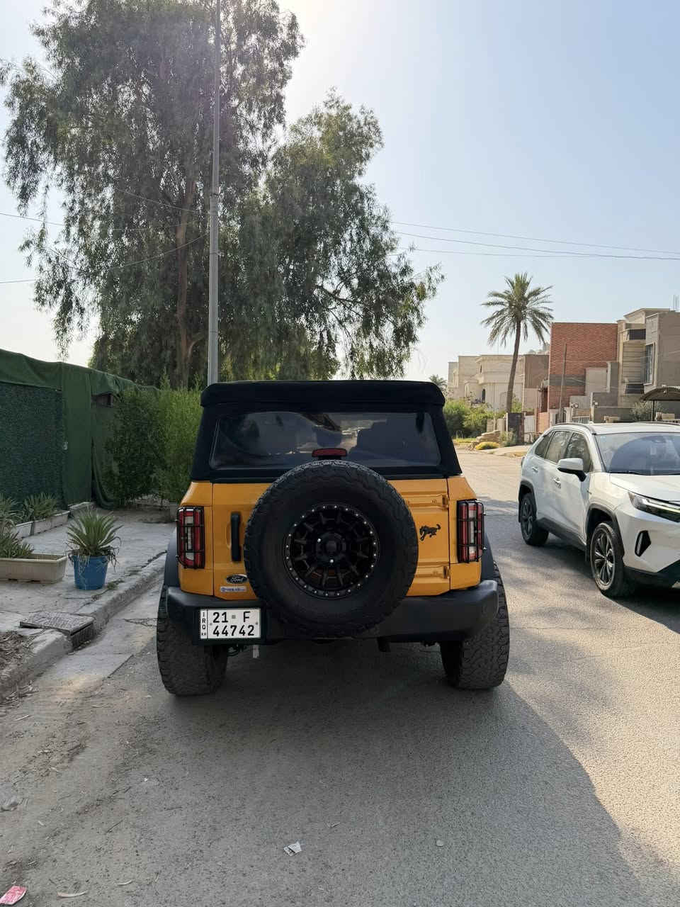 فور برنكو موديل ٢٠٢٢
محرك ٤ سلندر 
ماشية٣٥ ميل  
قماره كشف 
السياره مرفعه
شاشة جبيره كار بلي 
صور الحادث موجوده 
بيها صبغ صفحه عكس السايق اثر شخوط وقبغ الجنطه 
السعر 240 ورقه وبيها مجال 
مكان السياره اليرموك
***********
