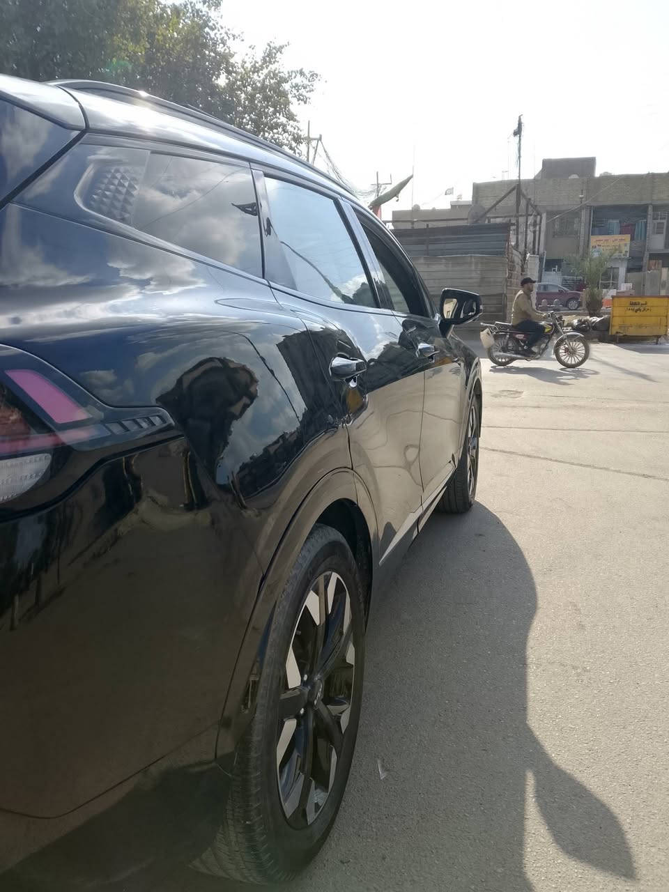 سبورتنج للبيع موديل 2023 وارد امريكي فول مواصفات فئه (برستيج) أعلى مواصفات بصمه فتحه كشن كهرباء كشنات تدفئه تبريد كامرات 360درجه رادارات محيطيه تحديد مسار سياقه ذاتيه
تشغيل عن بعد بعد بيها اهواي مواصفات حادثها جاملغ وبنيد بأمريكا 
رقم بغداد.. بسمي تحويل ثاني يوم رقم جديد 
مكان السياره بغداد 
السعر 197وبيها مجال 
الاستفسار***********
