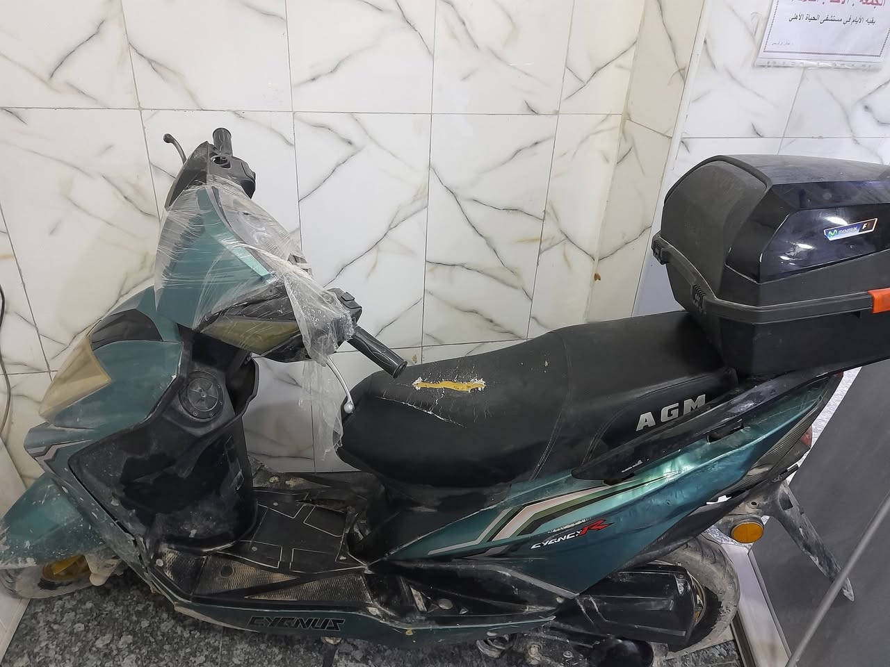 السلام عليكم دراجه سكنس  مفتوحه وسعر ٥٥٠ وبيه مجال


**إذا كنت صاحب هذا الإعلان وتريد حذفه لأي سبب، رجاءا أرسل رسالة إلى الدعم الفني**