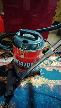 مكنسة • أجهزة منزلية