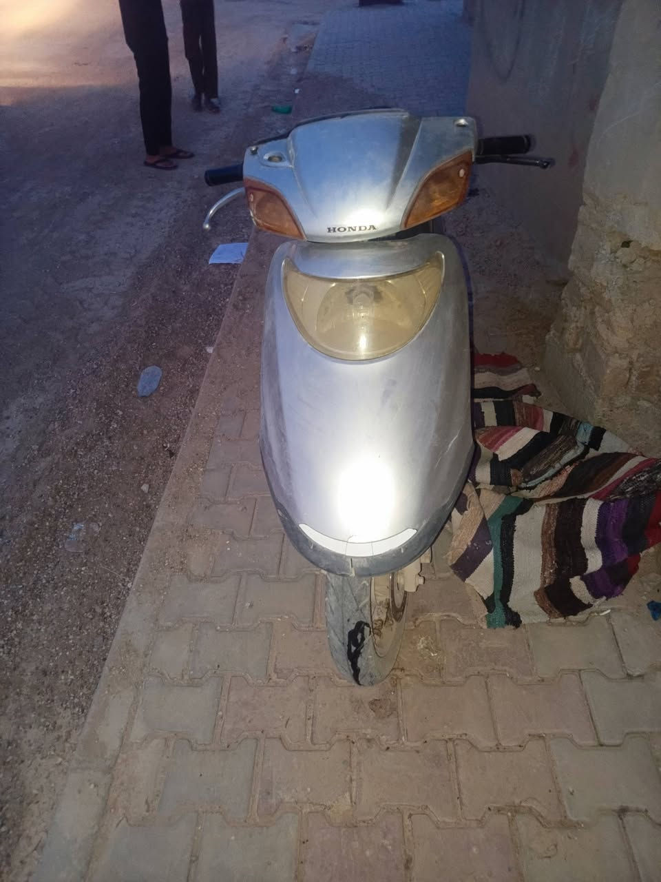سبيسي ماليزي دراجه خير من الله ما صارلهه شكد من مجفته تقريبا صارلهه سبوعين سعرهه200وبيهه مجال تواصل خاص او عن طريق الرقم***********ادمن وافق حبيبي
