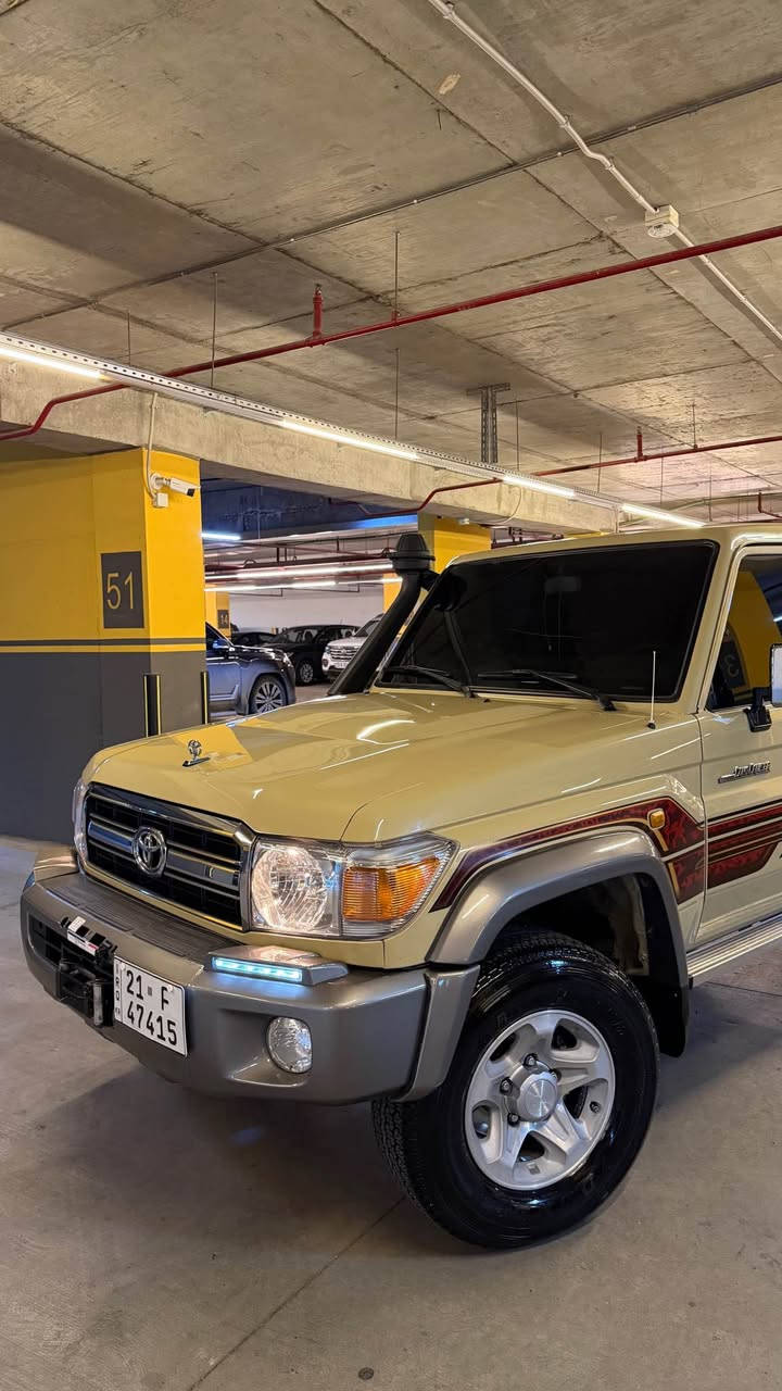 ‎تۆیۆتا مێگزەمین ( j70 )
مۆدێل ٢٠١٣ 
سەیارەکە ٩٠.٠٠٠ کم ڕۆیشتوە 
بیلاد پۆستاڵ ، شوتە ، وینج 
بێ بۆیاخ‎ السليمانية, العراق


**إذا كنت صاحب هذا الإعلان وتريد حذفه لأي سبب، رجاءا أرسل رسالة إلى الدعم الفني**