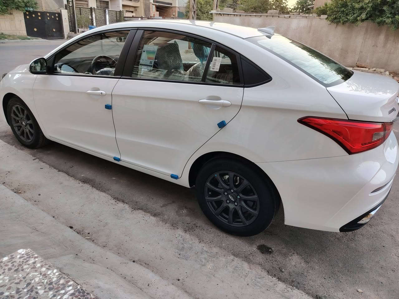 السلام عليكم شيري اريزوا 5 موديل 2025 ماشية 18 ألف مكفولة كفالة عامة ..المكان حي الاعلام 
السعر 110


**إذا كنت صاحب هذا الإعلان وتريد حذفه لأي سبب، رجاءا أرسل رسالة إلى الدعم الفني**