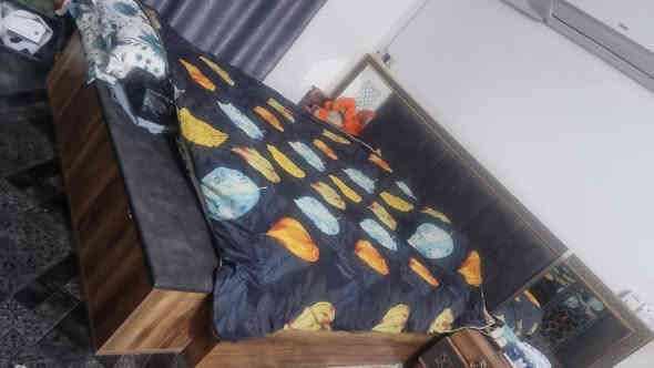 غراض بيت للبيع التواصل وتساب ***********
