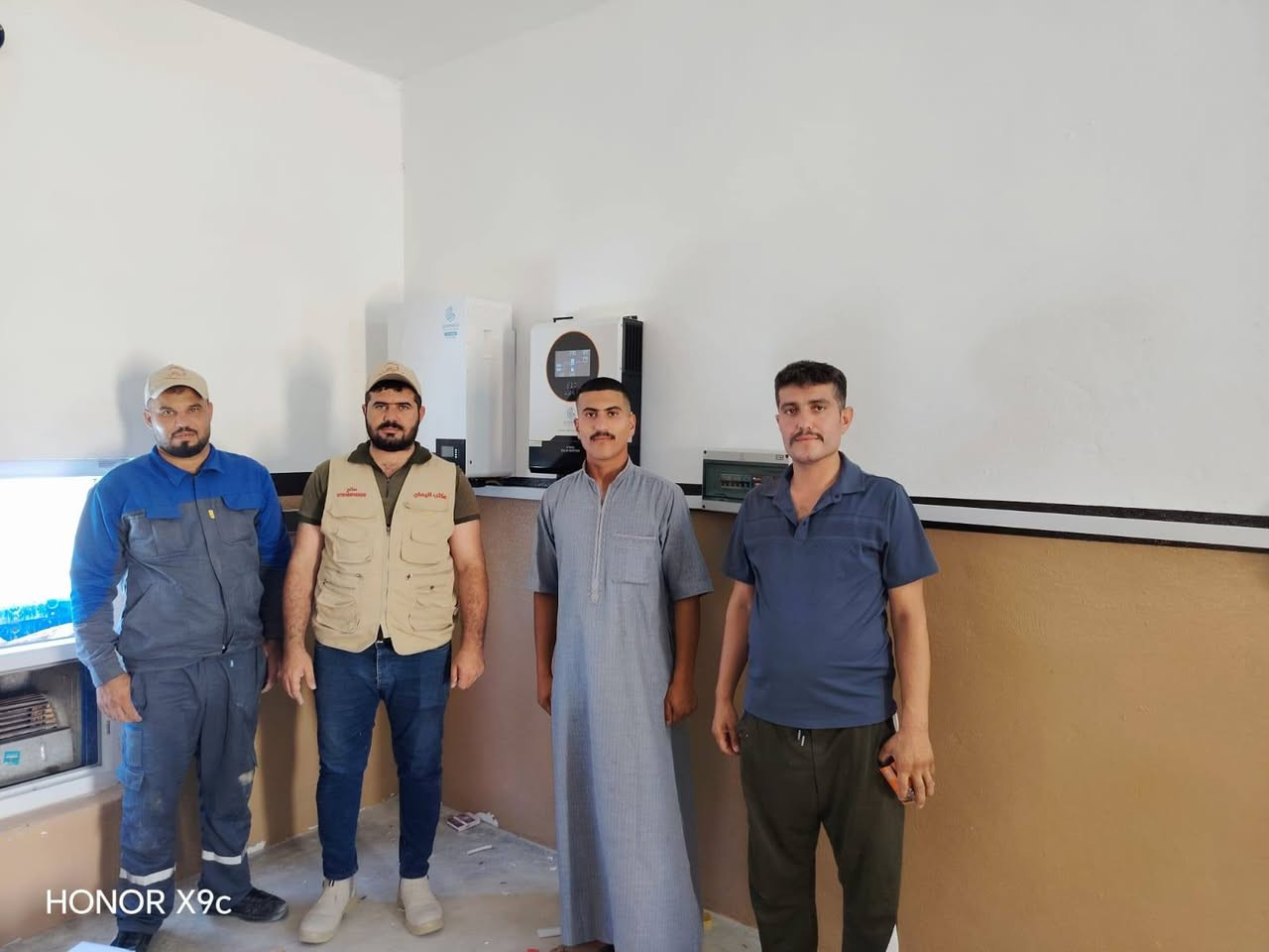 النوع فلندي من شركة ايكوشيلد الفلندية للتجارة العالميه بضمانات حقيقه 
منظومة طاقة شمسية متكاملة من شركةECOSHIELD⚡

بإشراف وتنفيذ مكتب اليمان ✔️

تم تجهيز احد المواطنين من قظاء تل اعفر  بمنضومة طاقة شمسية متكاملة مثل ما موضح في الصور 20 امبير نهاري 10 ليلي 

متوفر #جميع_انواع الرافعات الإلكترونية  شركة واحة الرياض 

للأستفسار الاتصال على الرقم *********** ***********

العنوان ناحية الزاب قرية النميصه الشارع العام مجاور مدرسة ابراهيم عليه السلام
