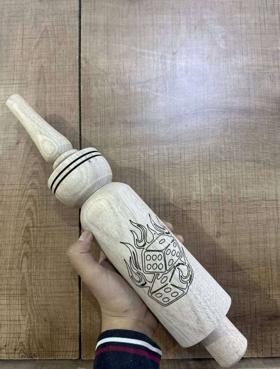 بكار جاوي اصلي  وموجود صفصاف  فقط ختار لي اريده وحتا لاسم الي تريده نسويلك اقل طلب 50  قطعه وفوك للحجز واتساب  ***********
