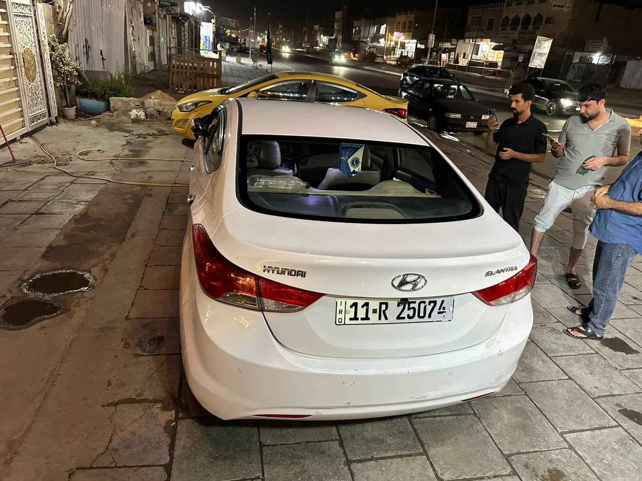 الانترا  ٢٠١٤ بغداد انكليزي فول مواصفات  عده البصمه سياره جاهزه بيه فقط بيبان اثنين مصبوغه فقط 
تبريد دوشمه جاهزه الشراي  
اتصال( *********** ). مكلف بنشر رحمله والديكم مكان سياره بغداد المعالف
