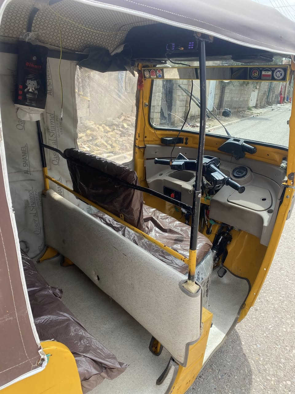 سلام عليكم تكتك البيع موديل 2019 شهر 12 يوم 29 تكتك حلوه ونضيفه بيها معجون قليل يعني بيه ملاحضات مكينه حلوه مكان بغداد المعامل ***********
