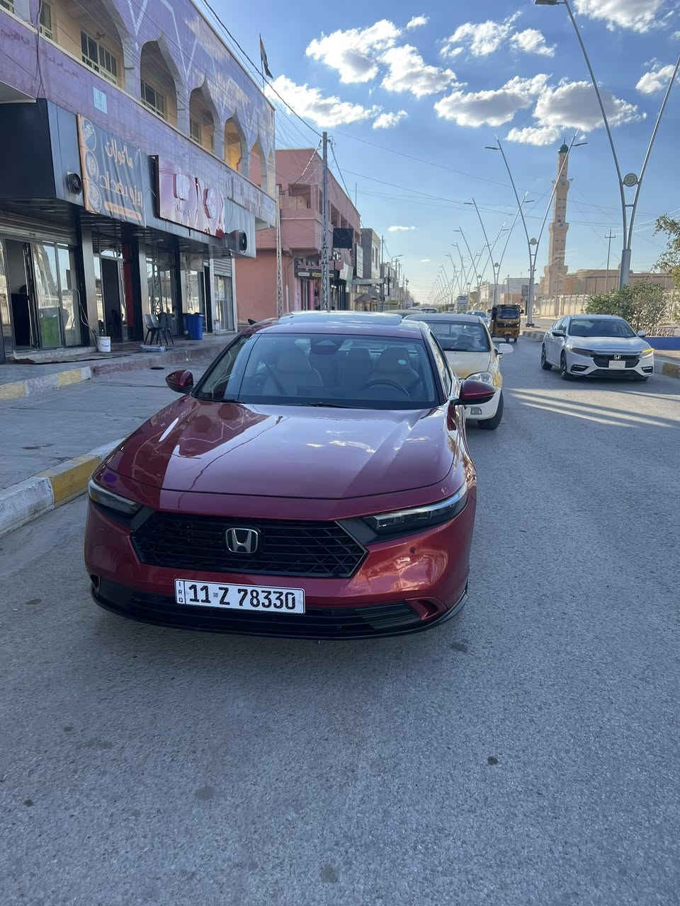 هوندا اكورد ٢٠٢٤ للبيع سياره حلوه وكاعده مواصفات EXL أمريكي بيها جاملغ وبنيد وبل عراق صارت بيها ملاحضات بسيطه سعر سياره ١٨٠ بيها مجال ***********
