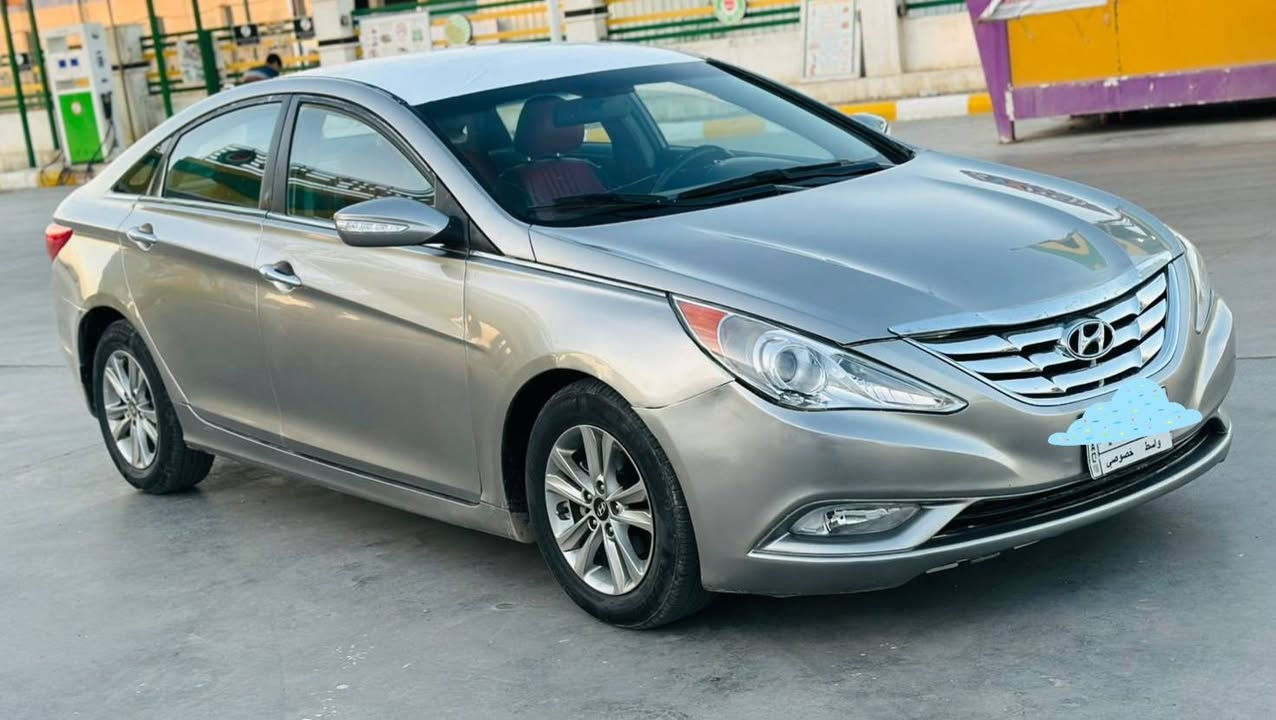 سوناتا خليجيه 
موديل 2010
حجم المحرك 2400
السعر 83
صبغ عام اثر جراد بدون حادث 
وناشر فديو قل ما تنصبغ 
للاستفسار *********** بغداد, العراق
