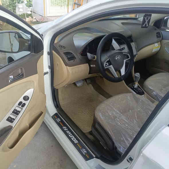 سلام عليكم اكسنت للبيع خليجي 2014 محرك 1600دبل قطره المرغوب سياره بيه ربع بنيد صبغ وشويه بل تكمه اوبيه بارد بلباب الخلفي فقط سياره بيه ملضومه غاز كامله ماشيه 178سياره مال بيت ماكني بغداد الكرخ السعر98بيه مجال حك الجيه وضحت كلشي بالفيديو ***********
